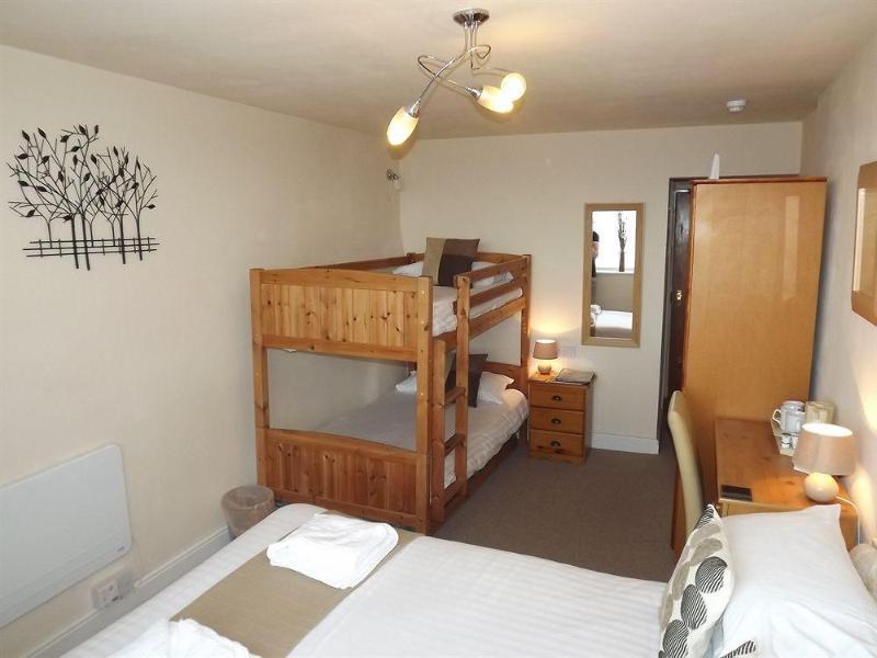Balmoral Guest House Blackpool Ngoại thất bức ảnh