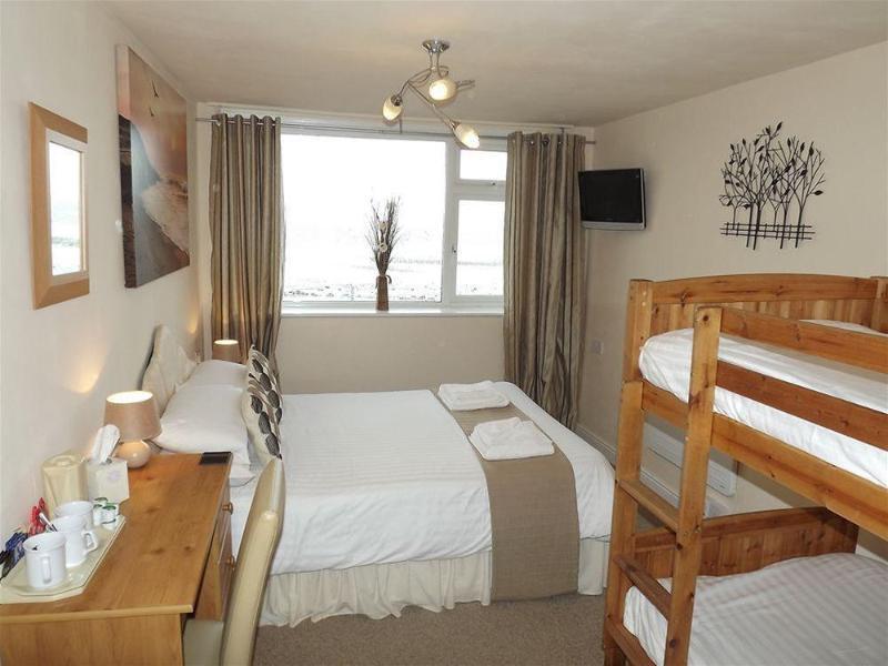 Balmoral Guest House Blackpool Ngoại thất bức ảnh